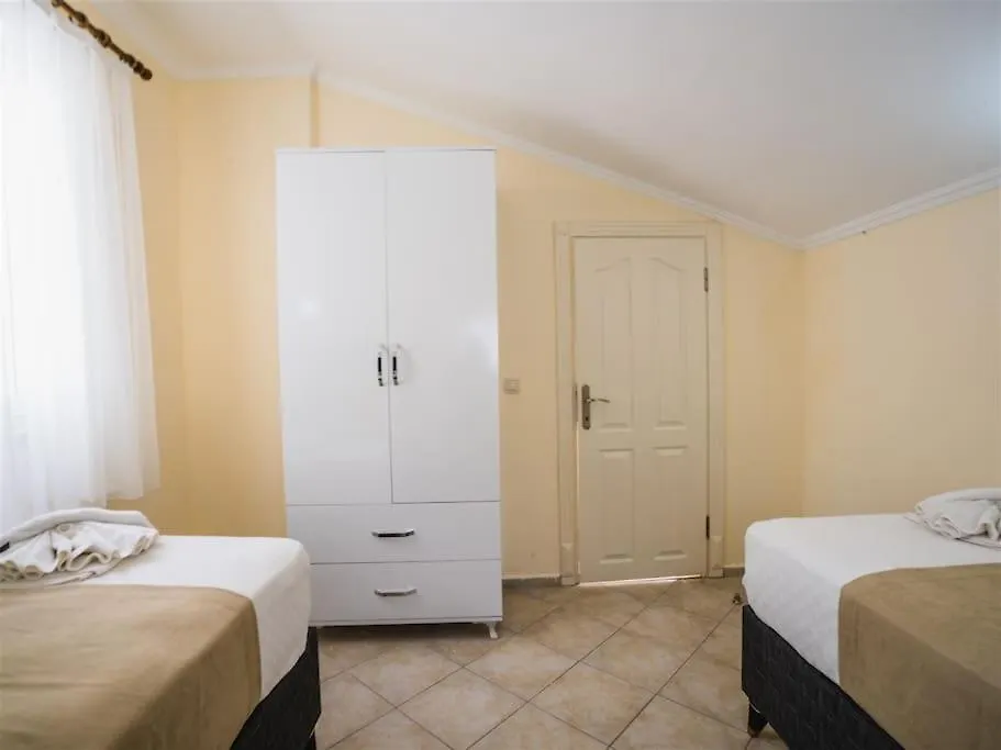 Fethiye De Denize Sifir 8 Kisilik Villa Oyster 1