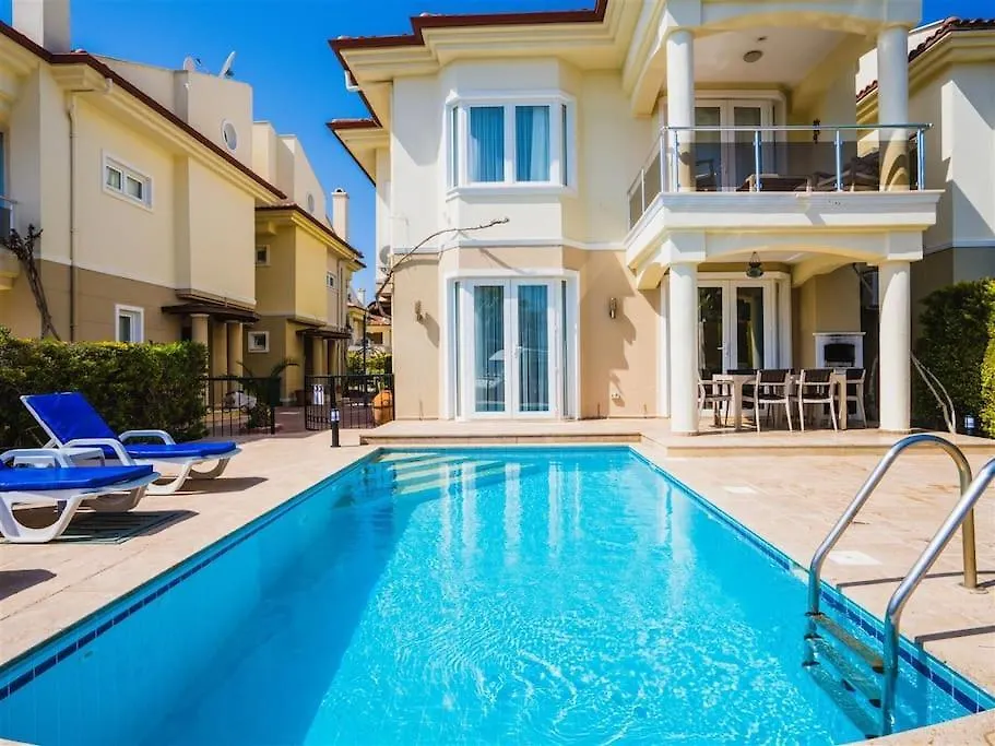 Fethiye De Denize Sifir 8 Kisilik Villa Oyster 1